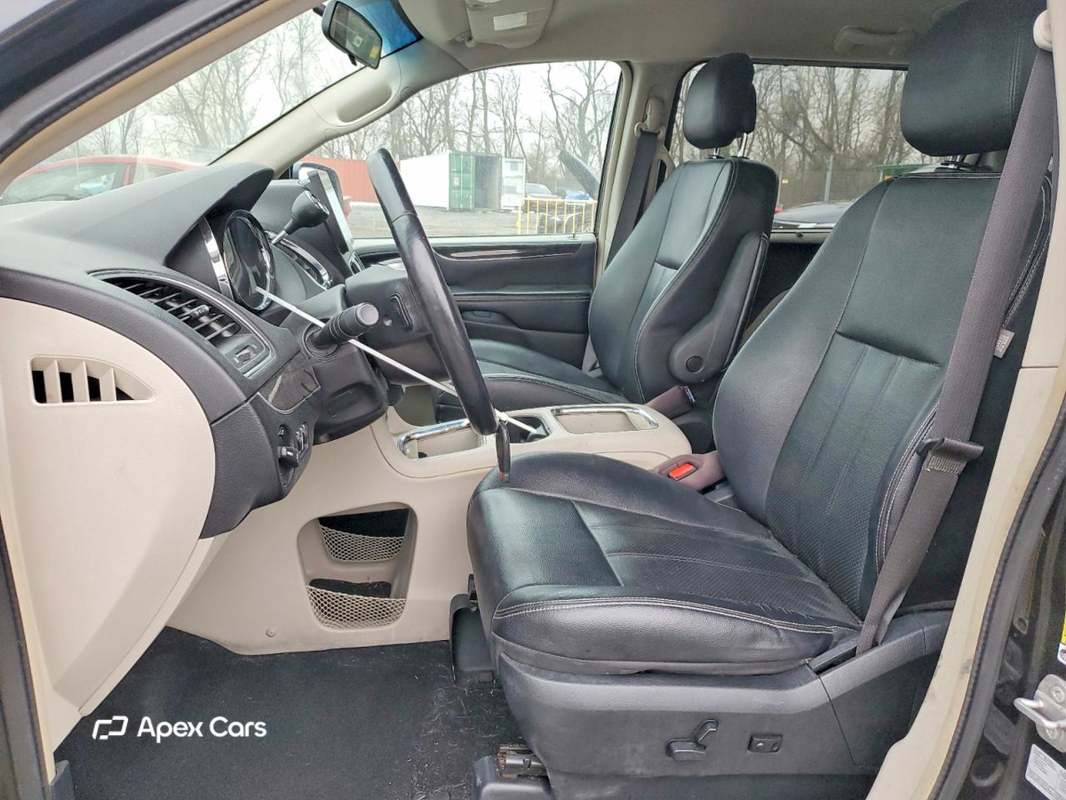 Chrysler Voyager 2016