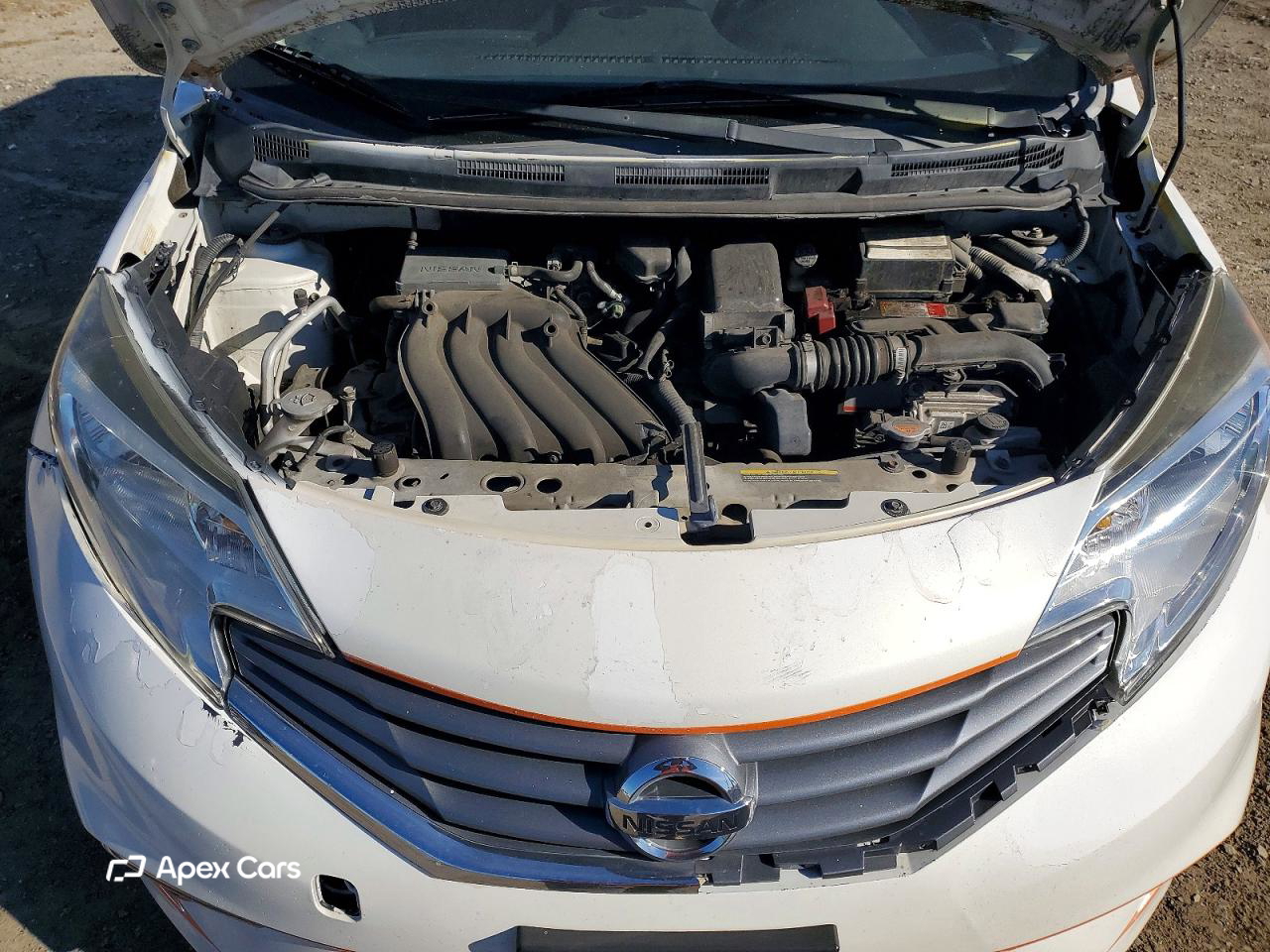 Nissan Versa 2015