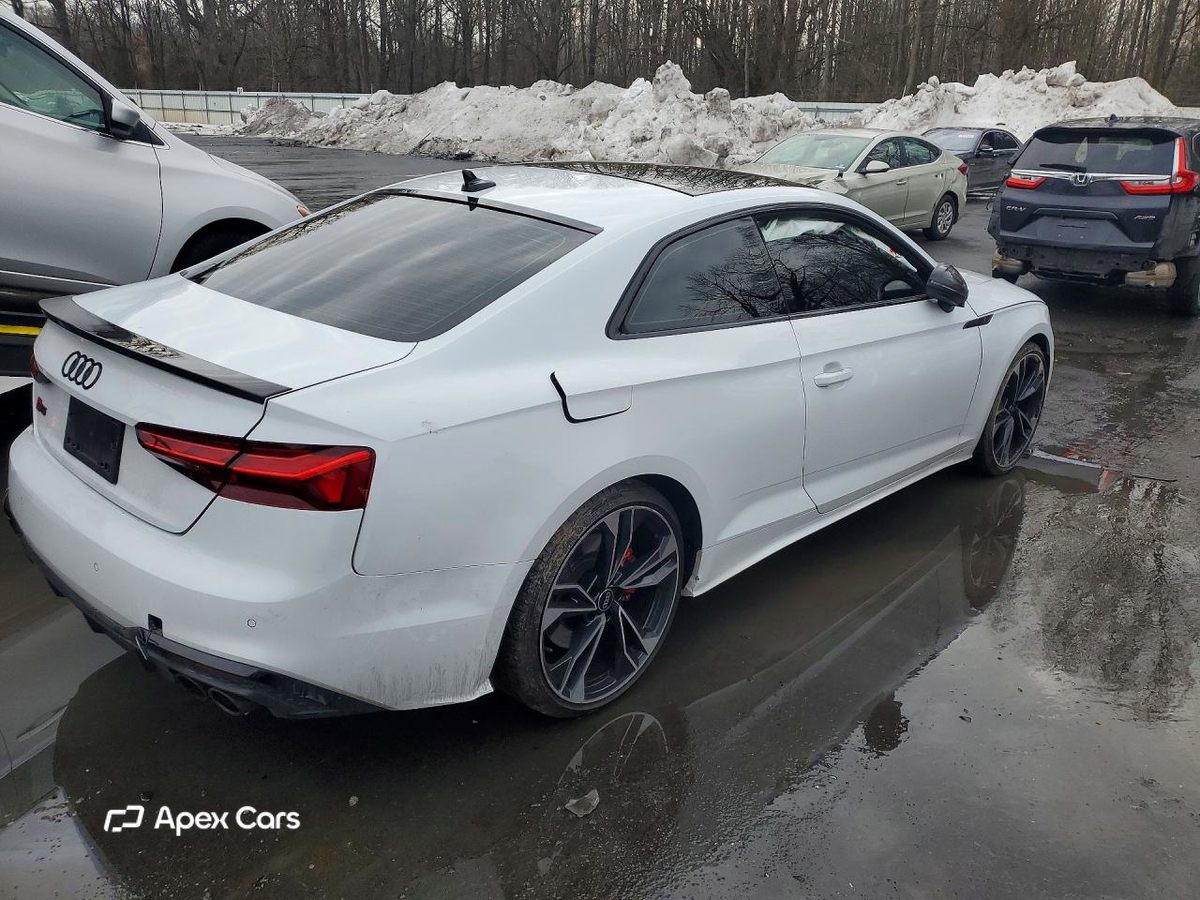 Audi RS5 2023