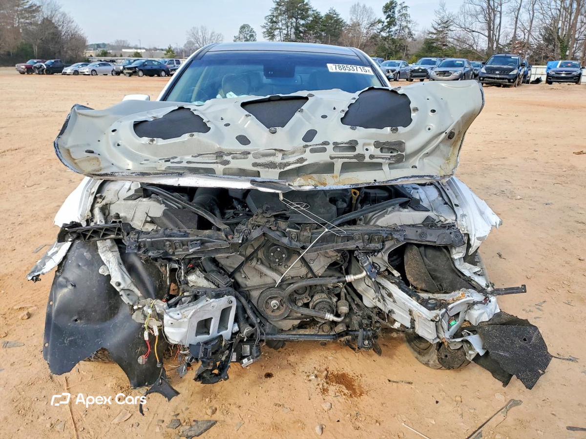 Hyundai Genesis 2015