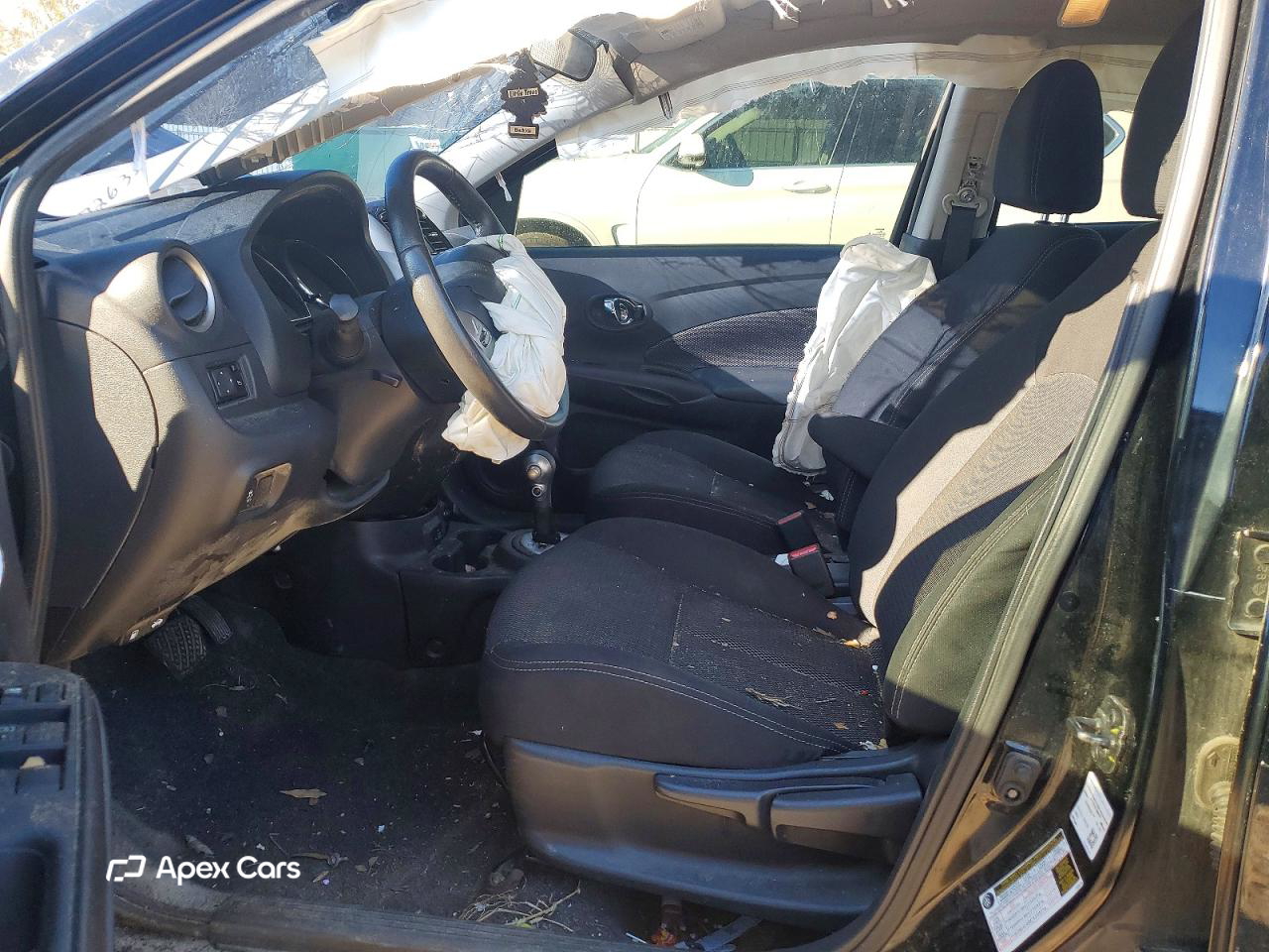 Nissan Versa 2019