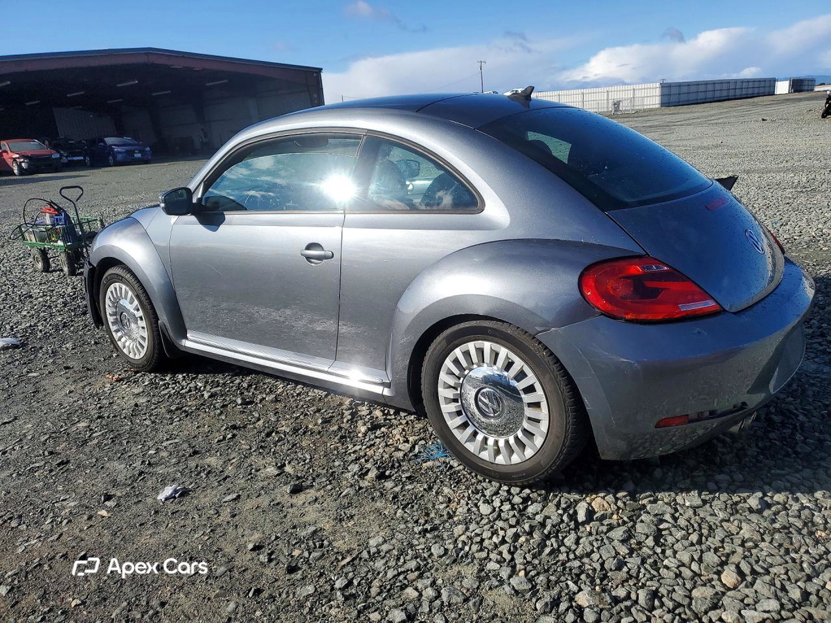 Volkswagen Beetle 2014