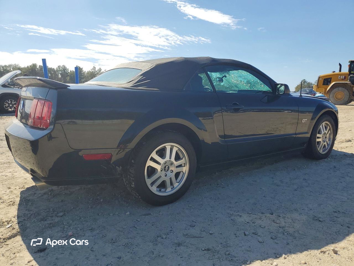 Ford Mustang 2007