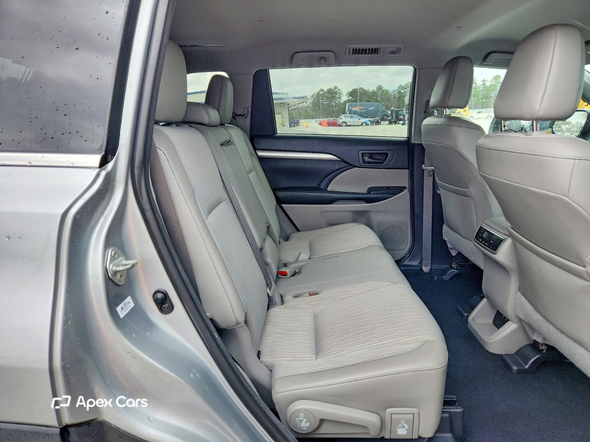 Toyota Highlander 2017