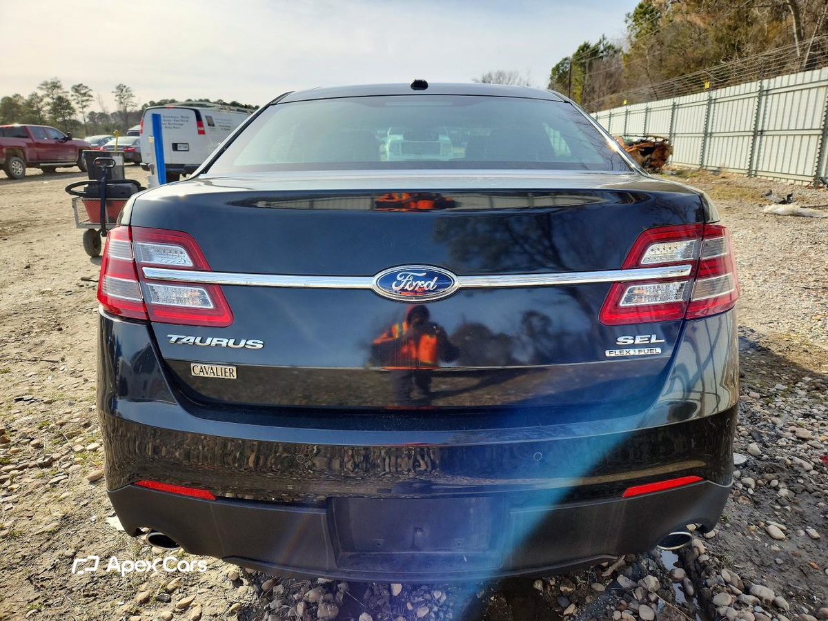 Ford Taurus 2013