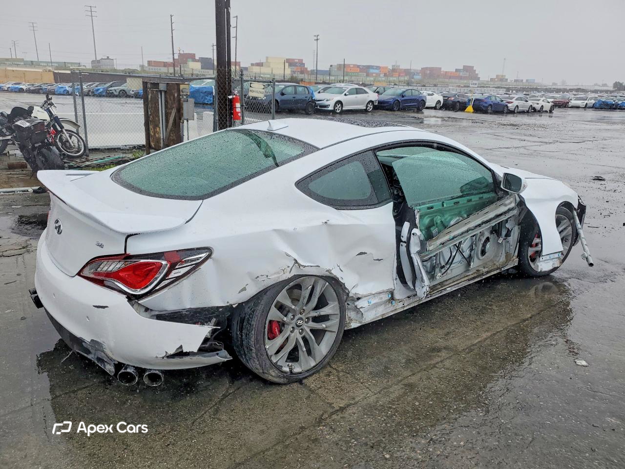 Hyundai Genesis 2016