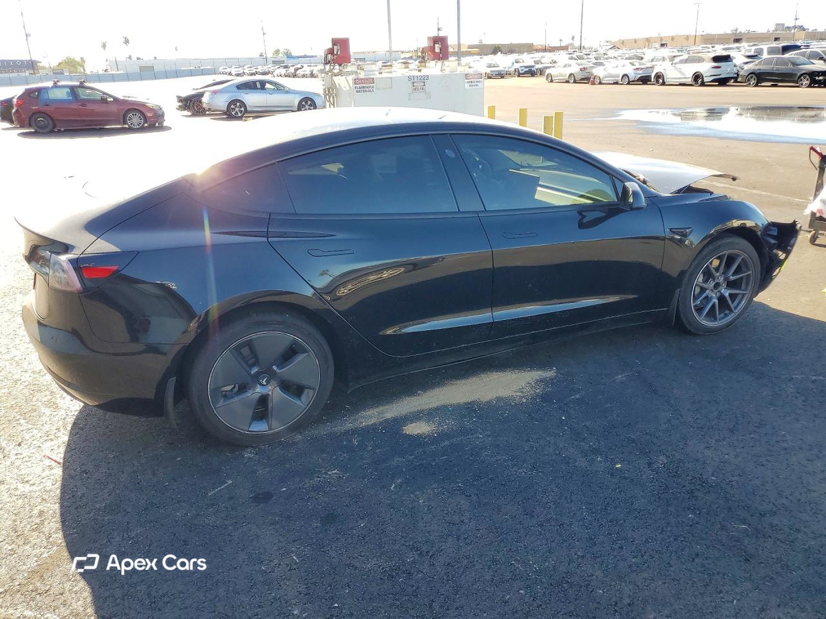 Tesla Model 3 2022