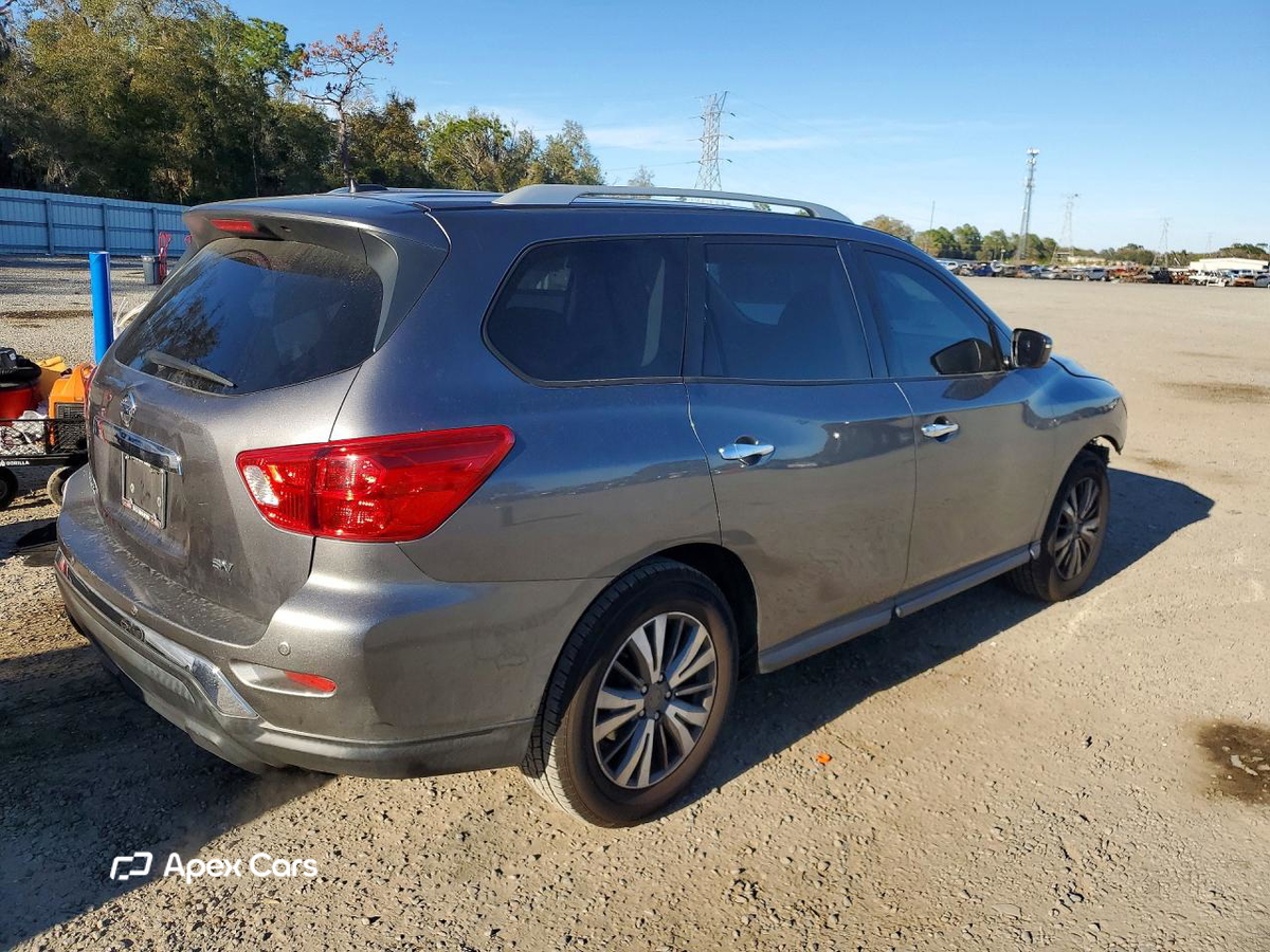Nissan Pathfinder 2018