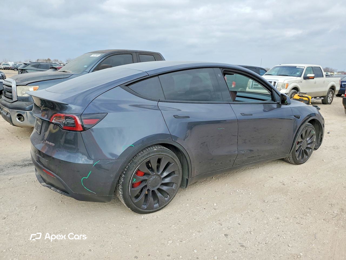 Tesla Model Y 2022