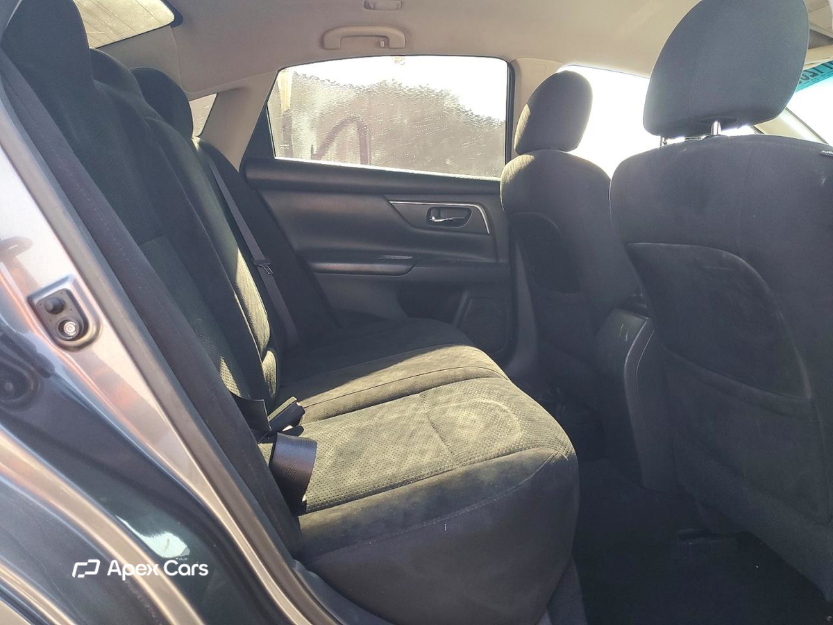 Nissan Altima 2015