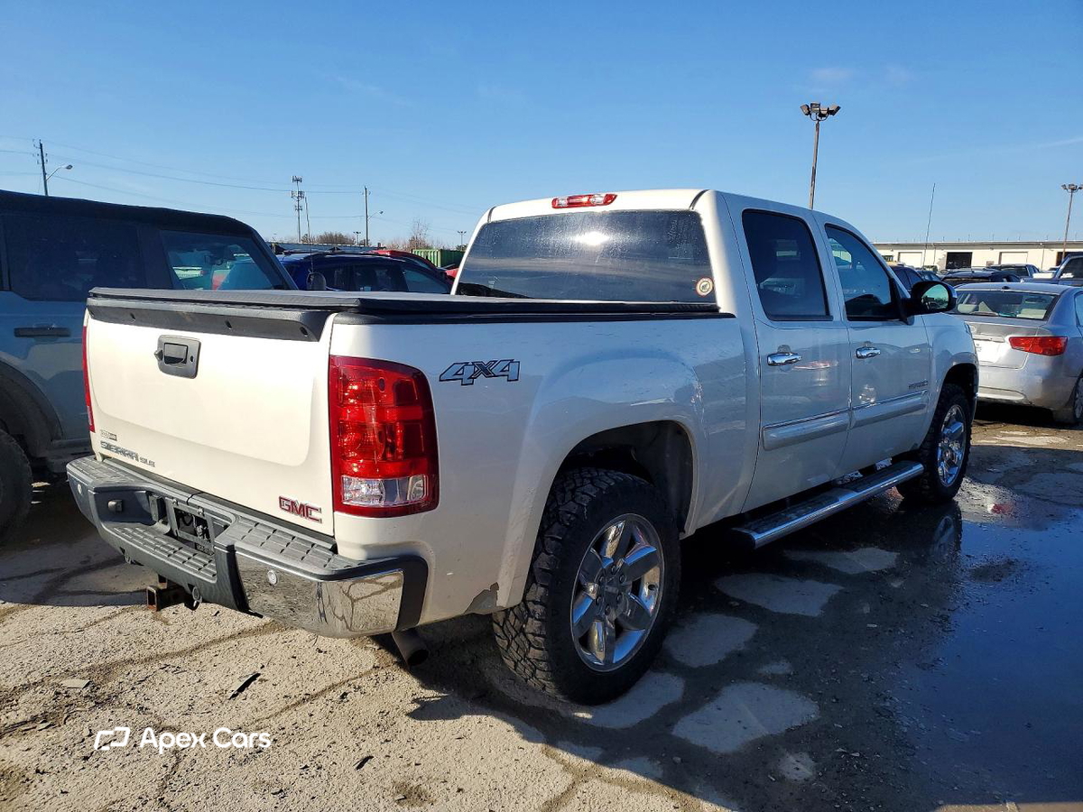 GMC Sierra 2013