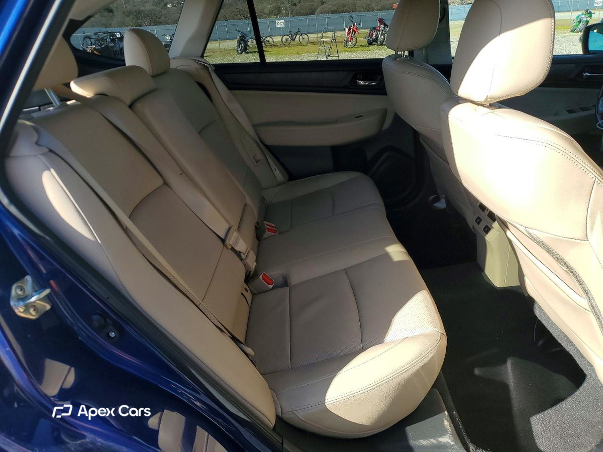 Subaru Outback 2015