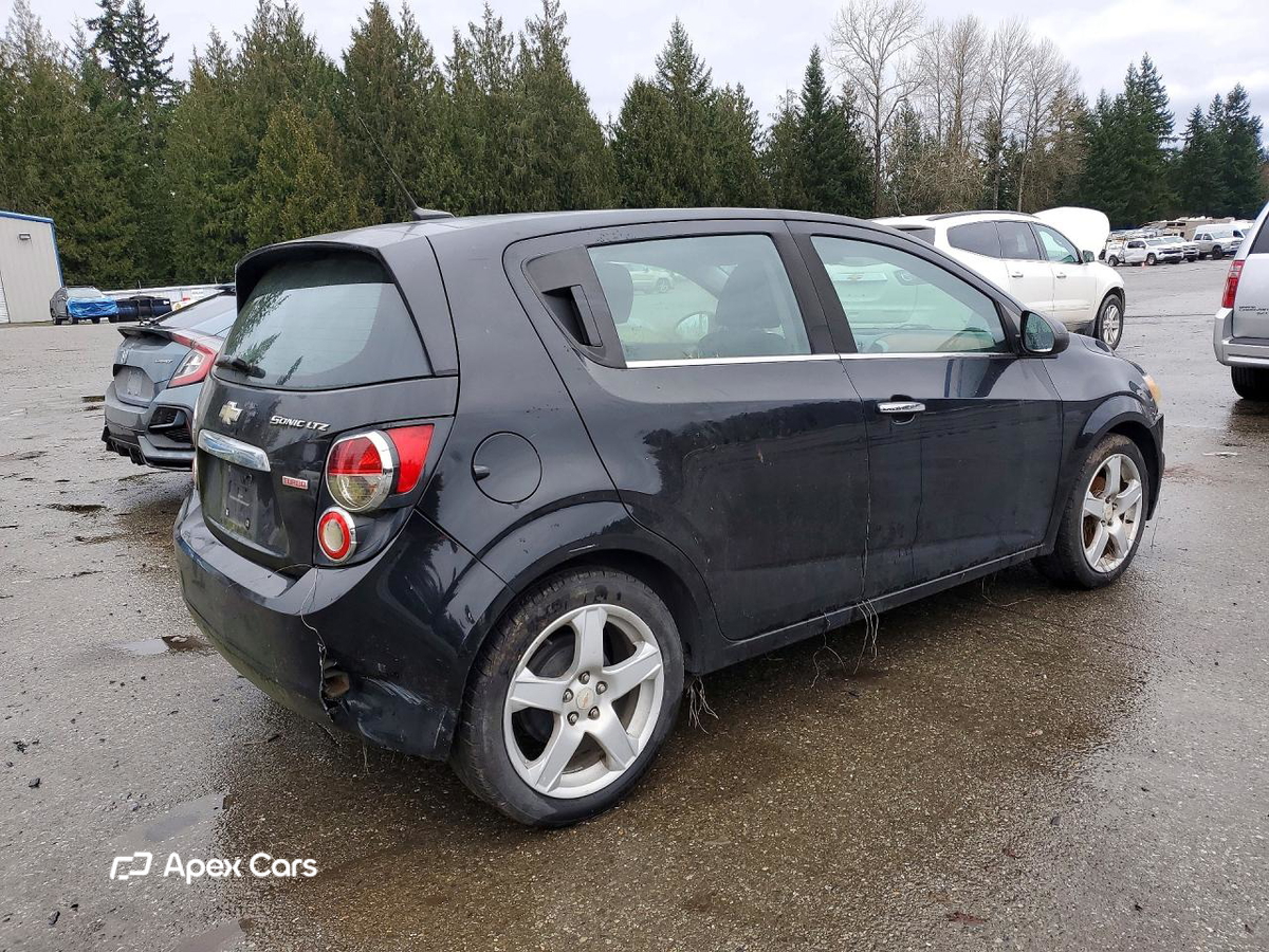 Chevrolet Sonic 2012