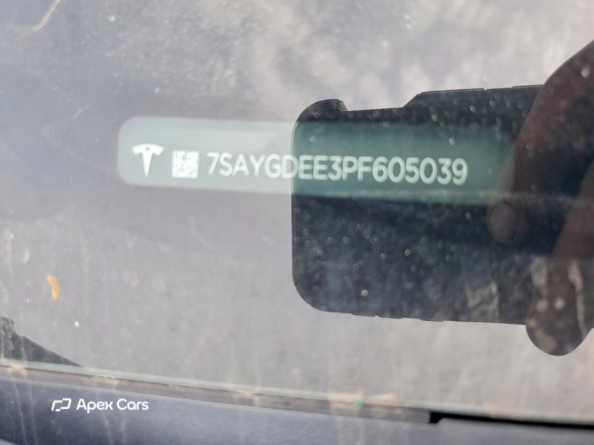 Tesla Model Y 2023