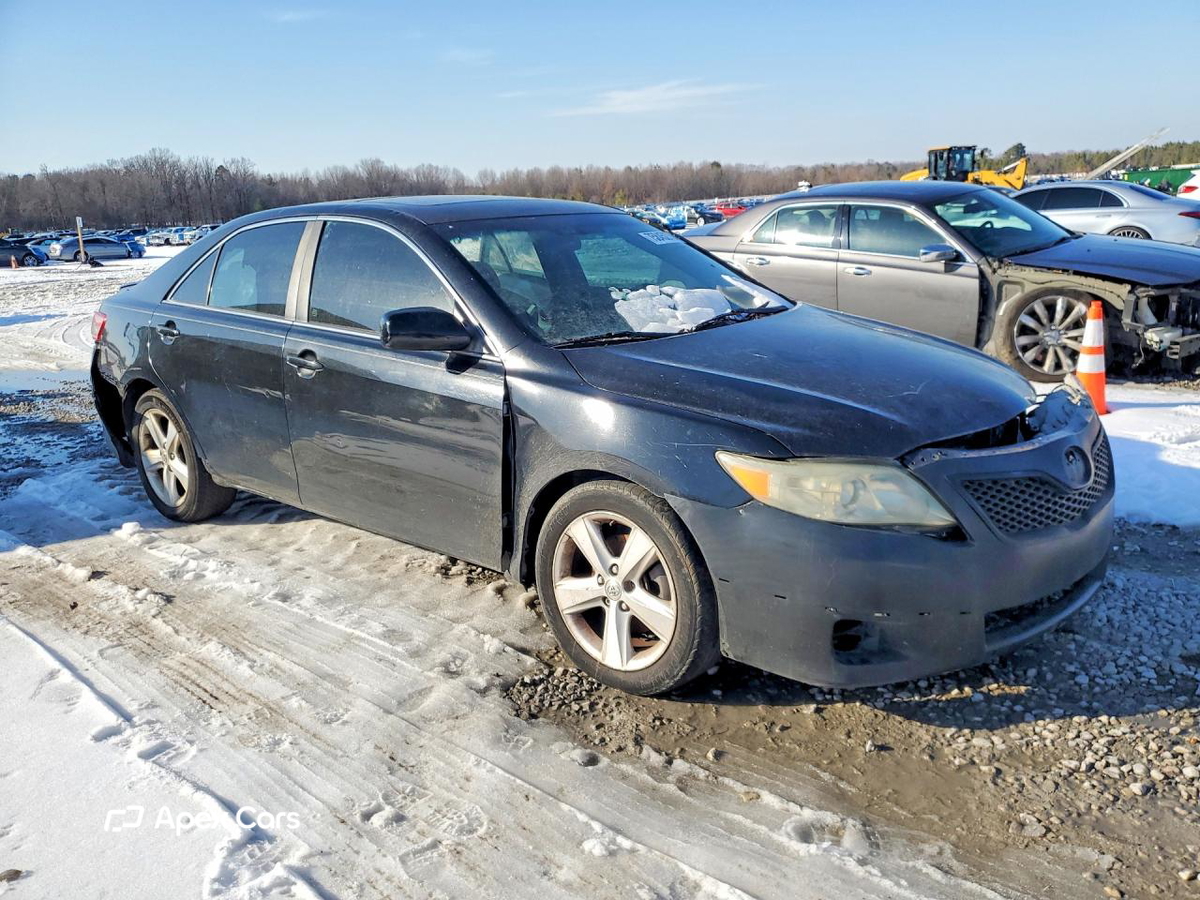 Toyota Camry 2011