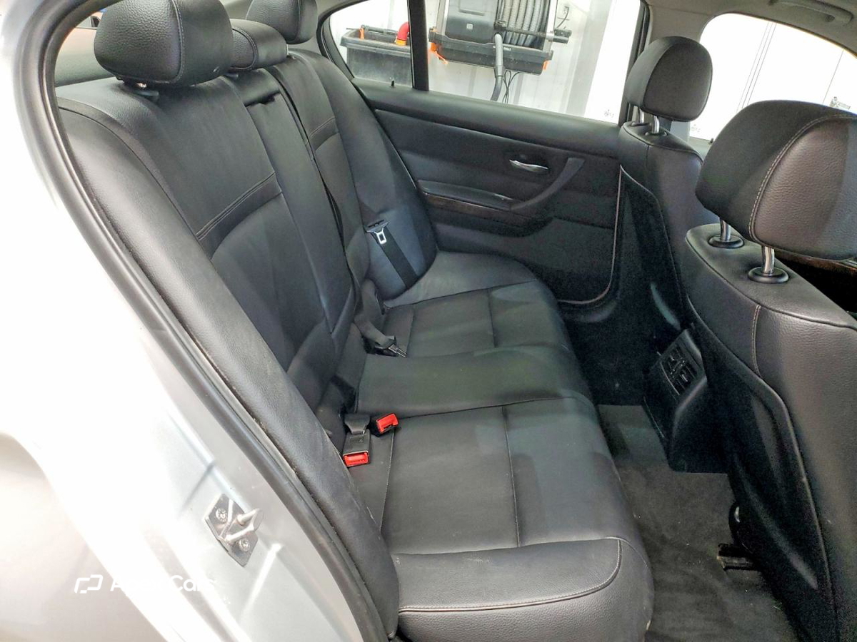 BMW Series 3 2011