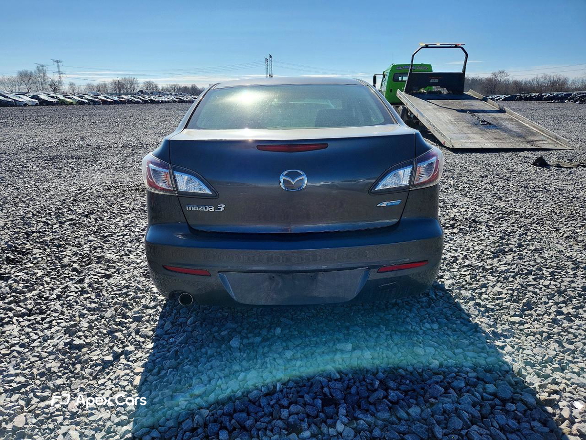 Mazda 3 2012