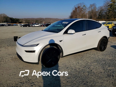 Tesla Model Y 2026 - Image 1 of 12