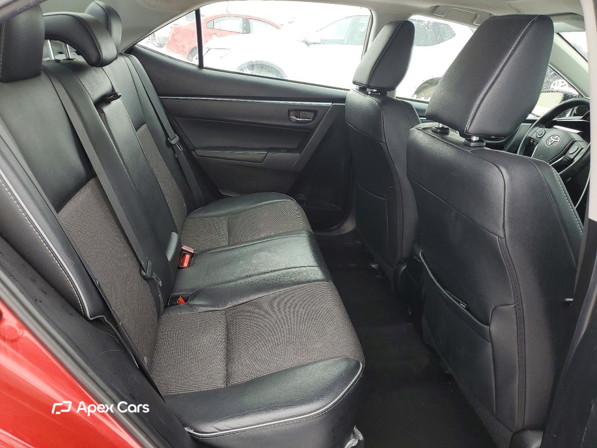 Toyota Corolla 2015