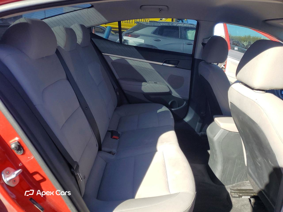 Hyundai Elantra 2020