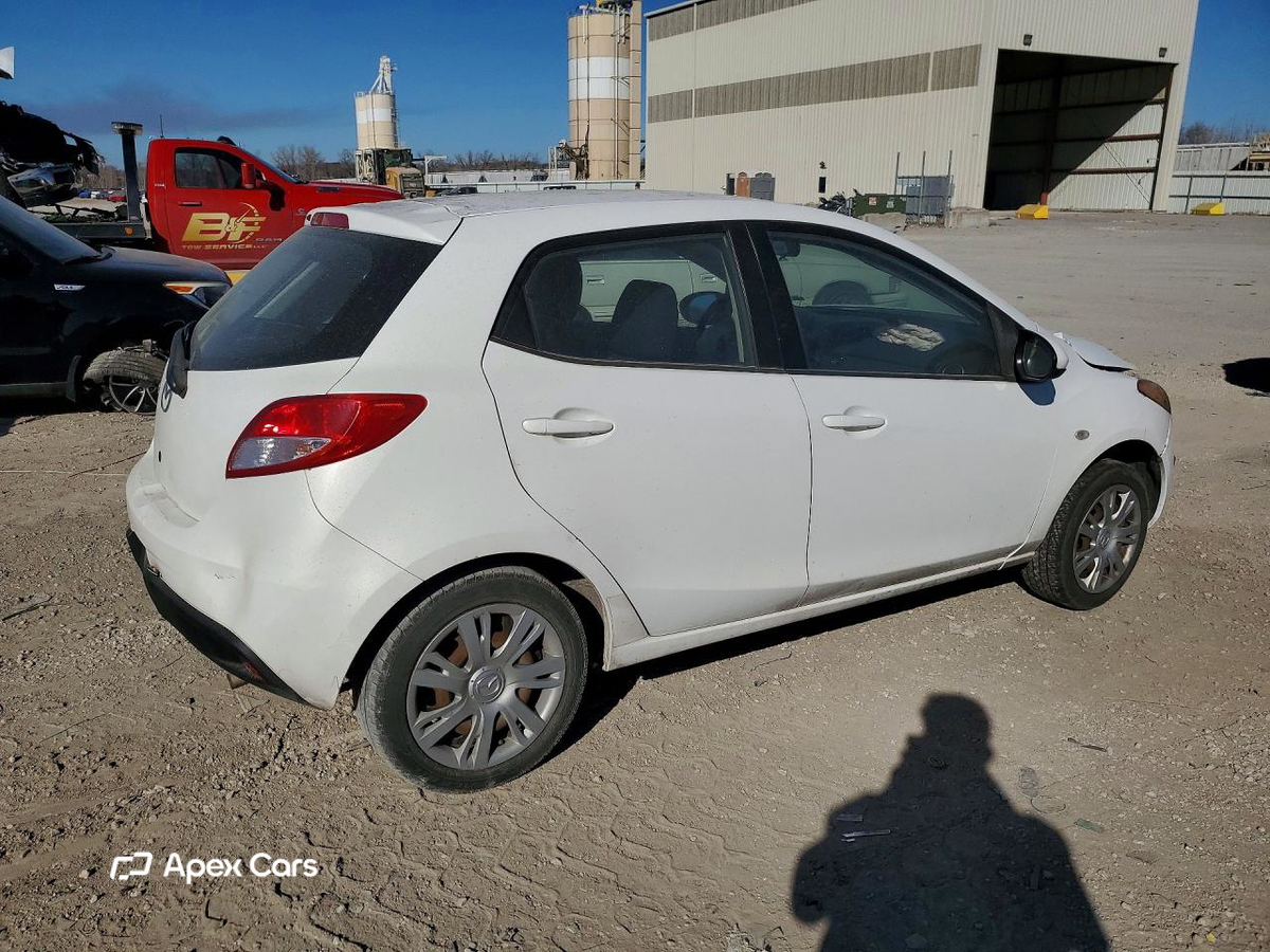 Mazda 2 2014