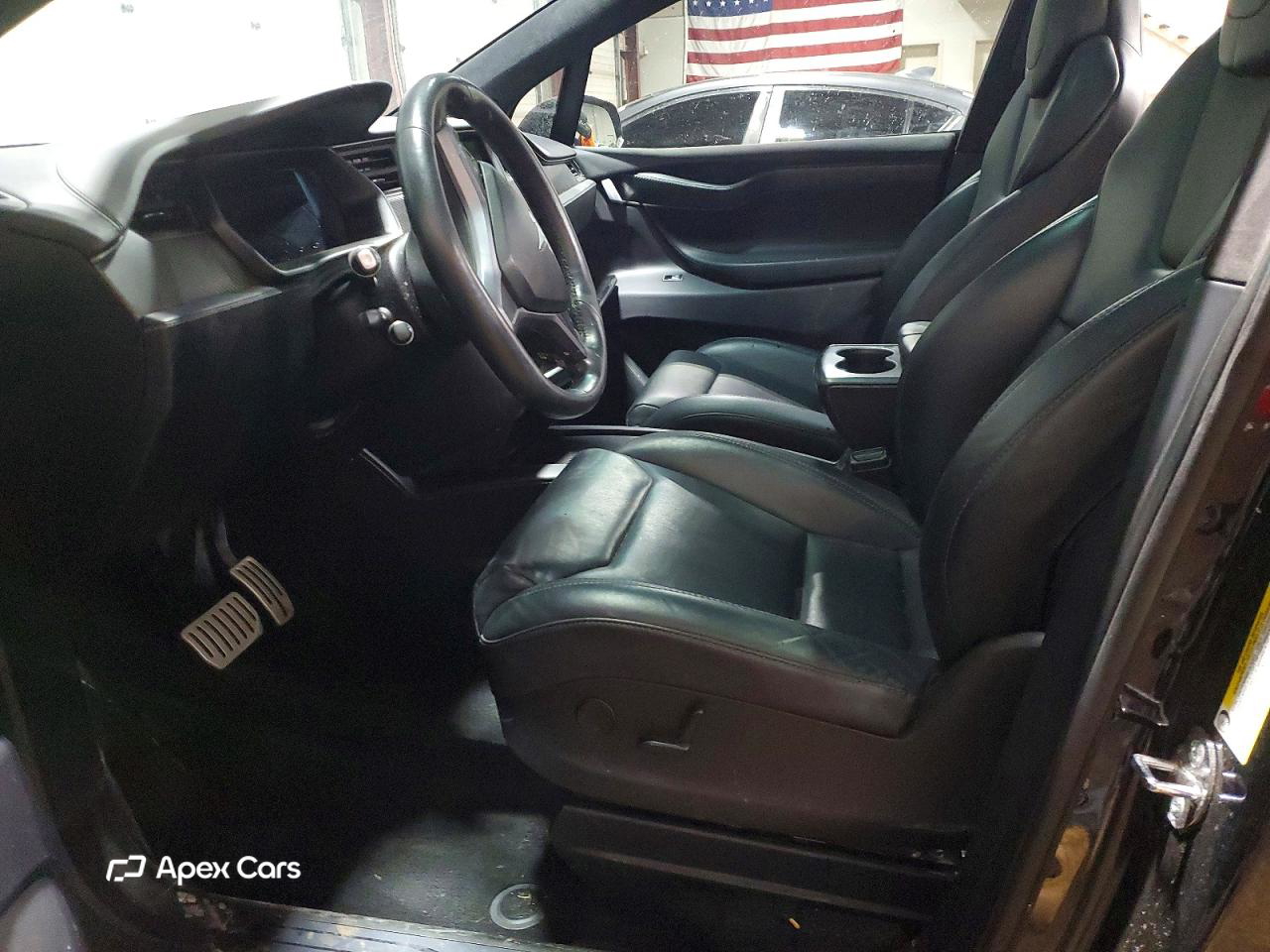 Tesla Model X 2019
