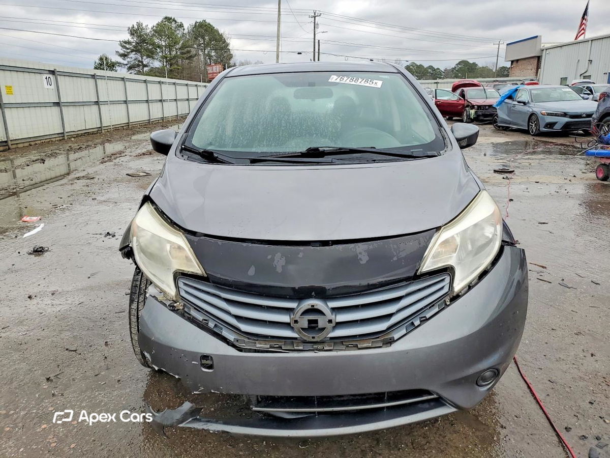 Nissan Versa 2016