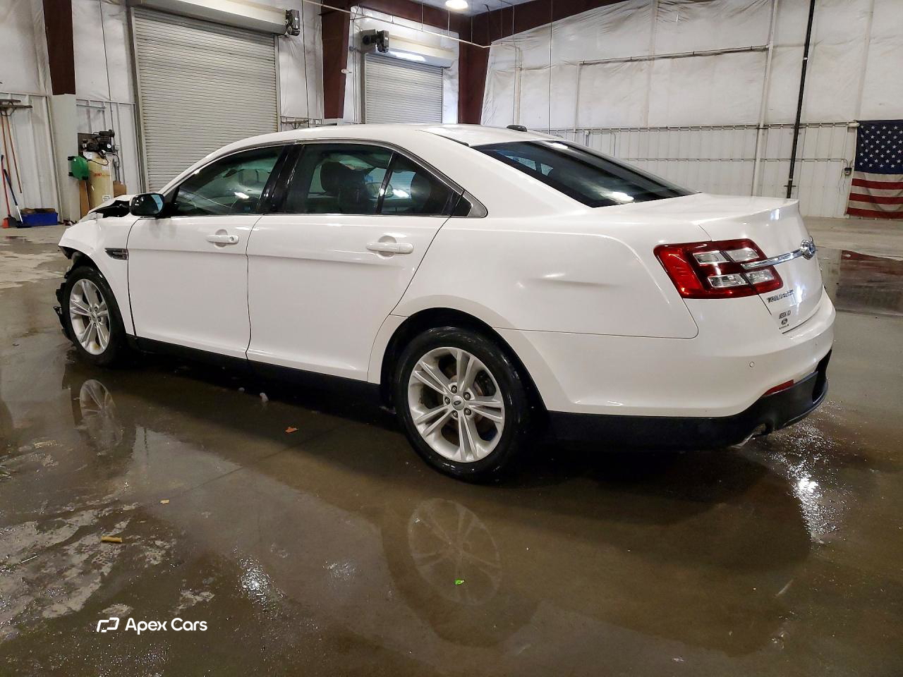 Ford Taurus 2014