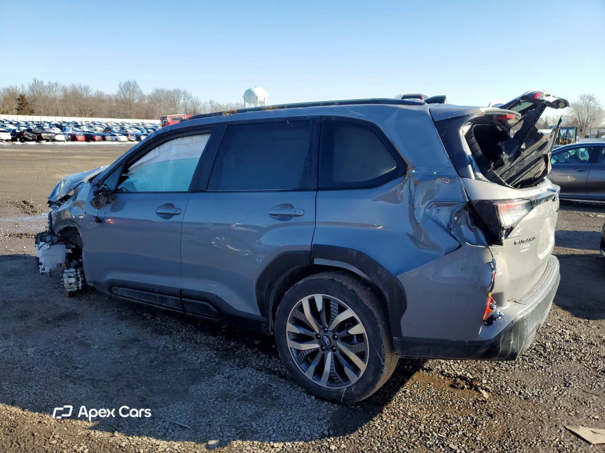 Subaru Forester 2025