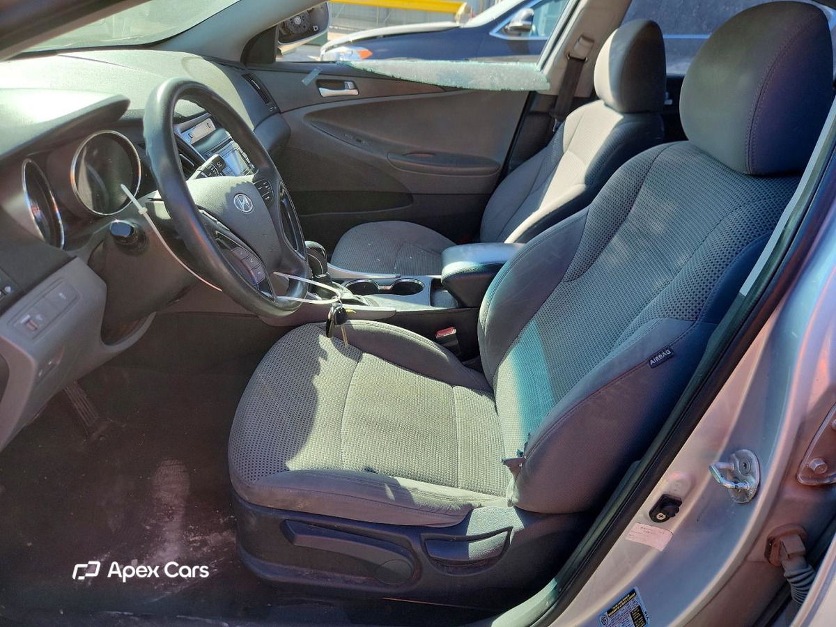 Hyundai Sonata 2011