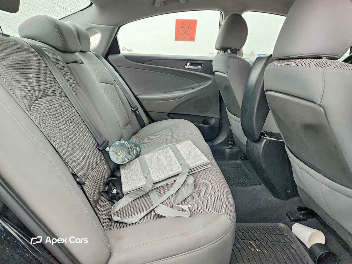 Hyundai Sonata 2011