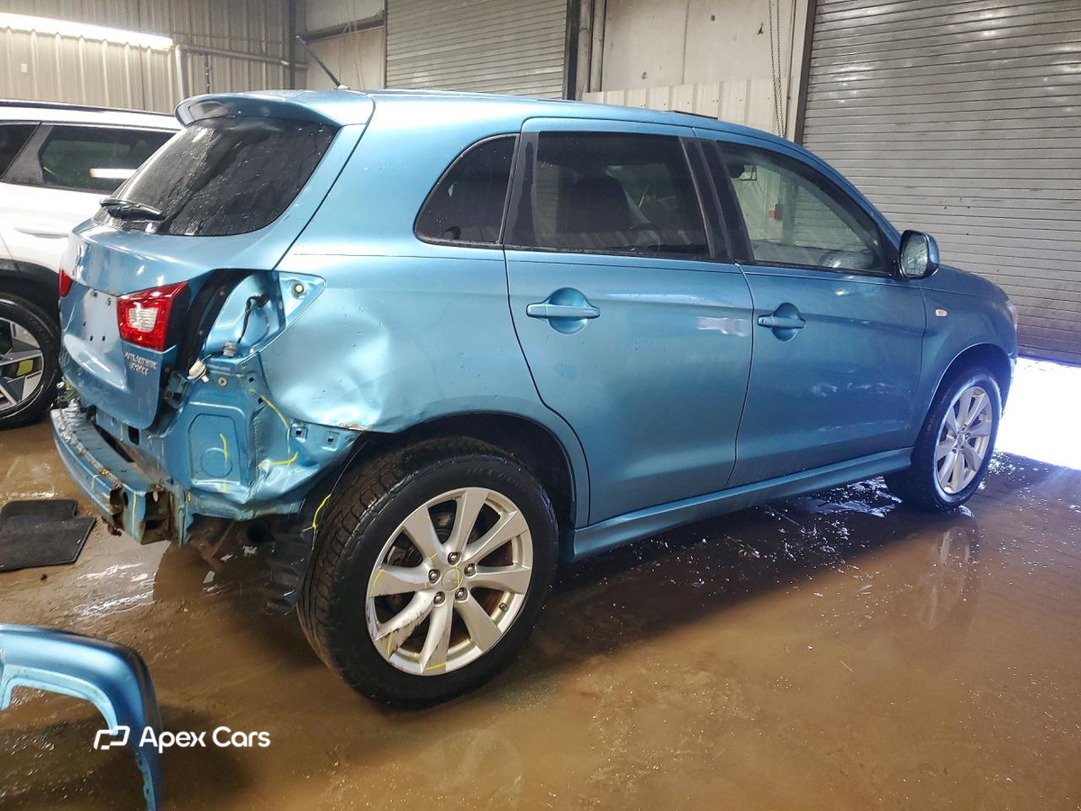 Mitsubishi Outlander 2012
