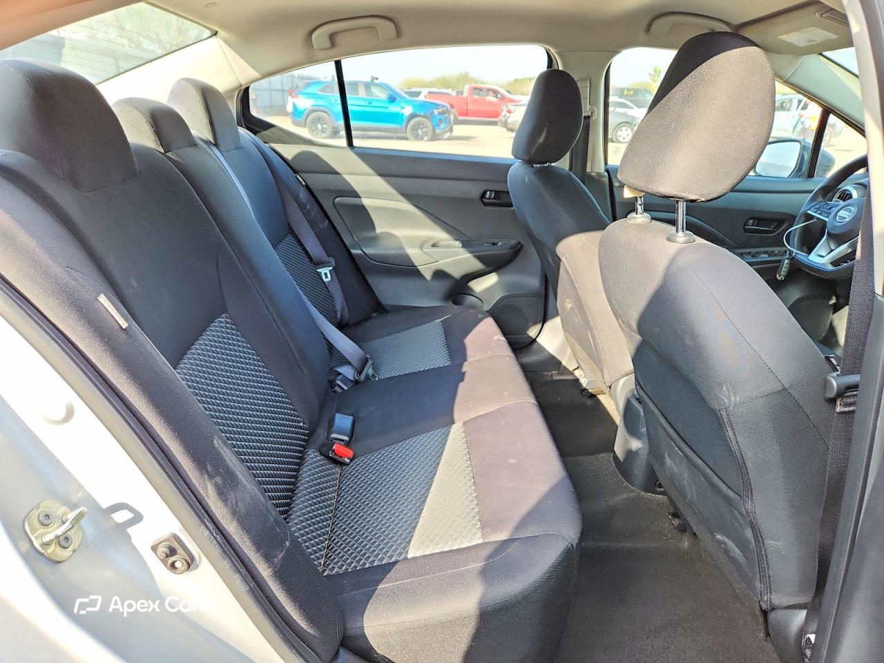 Nissan Versa 2021