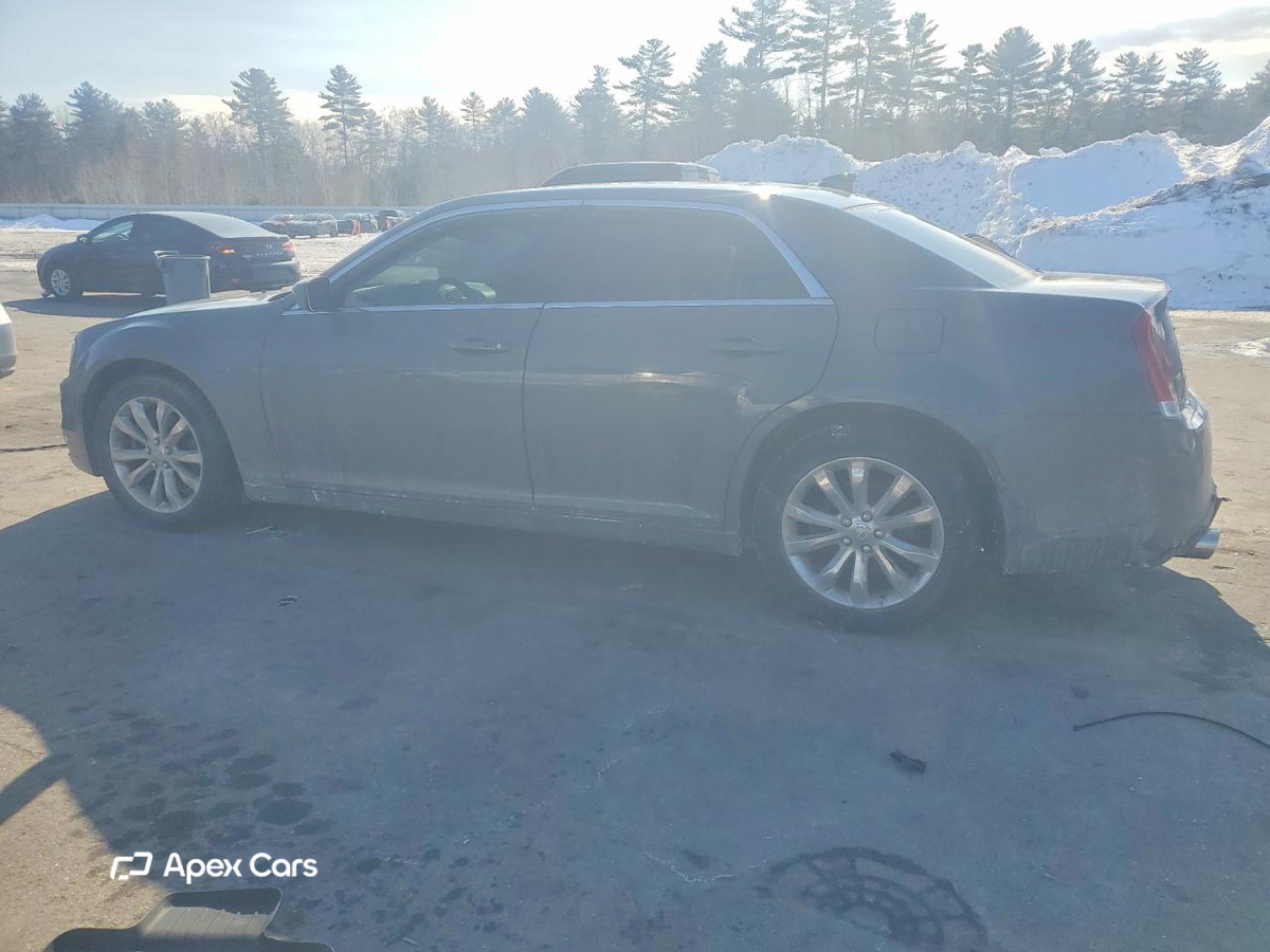 Chrysler 300 2017