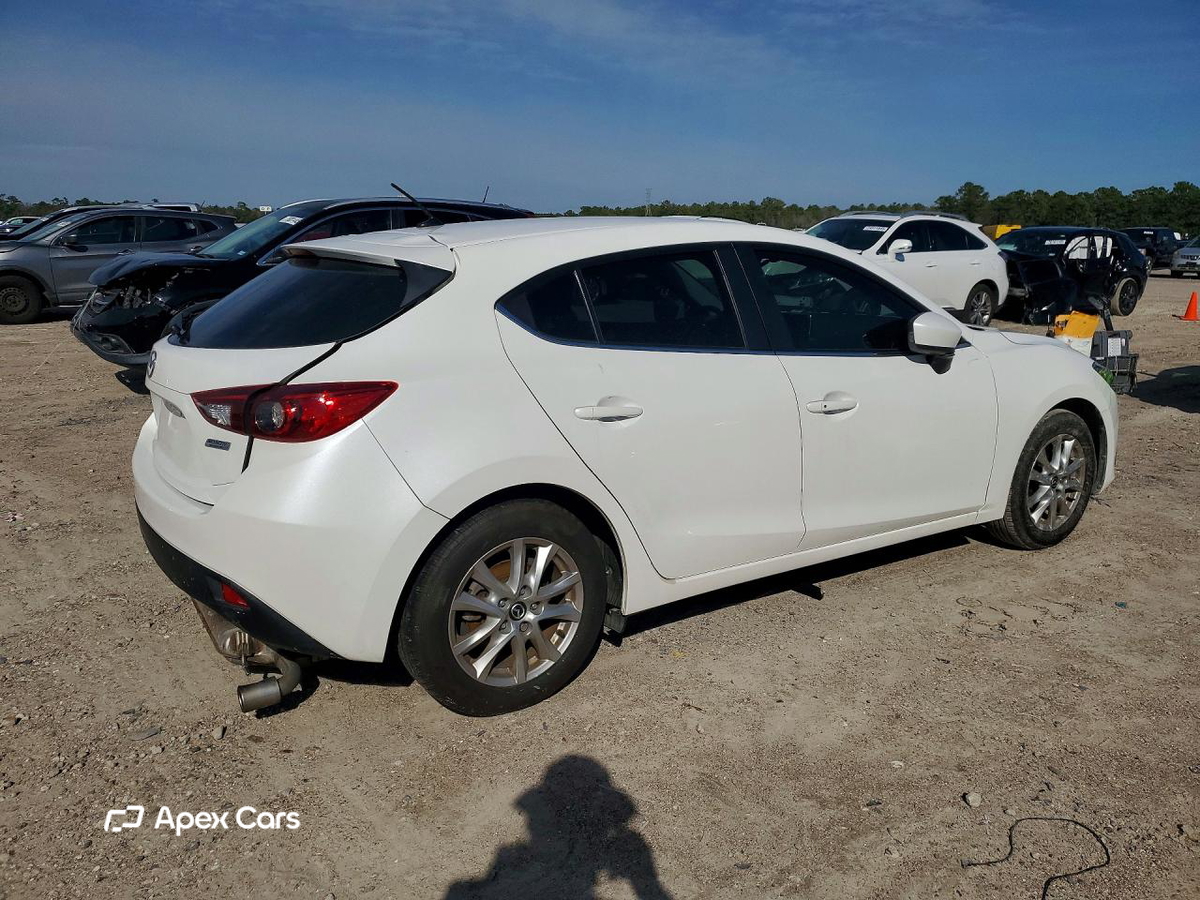Mazda 3 2015
