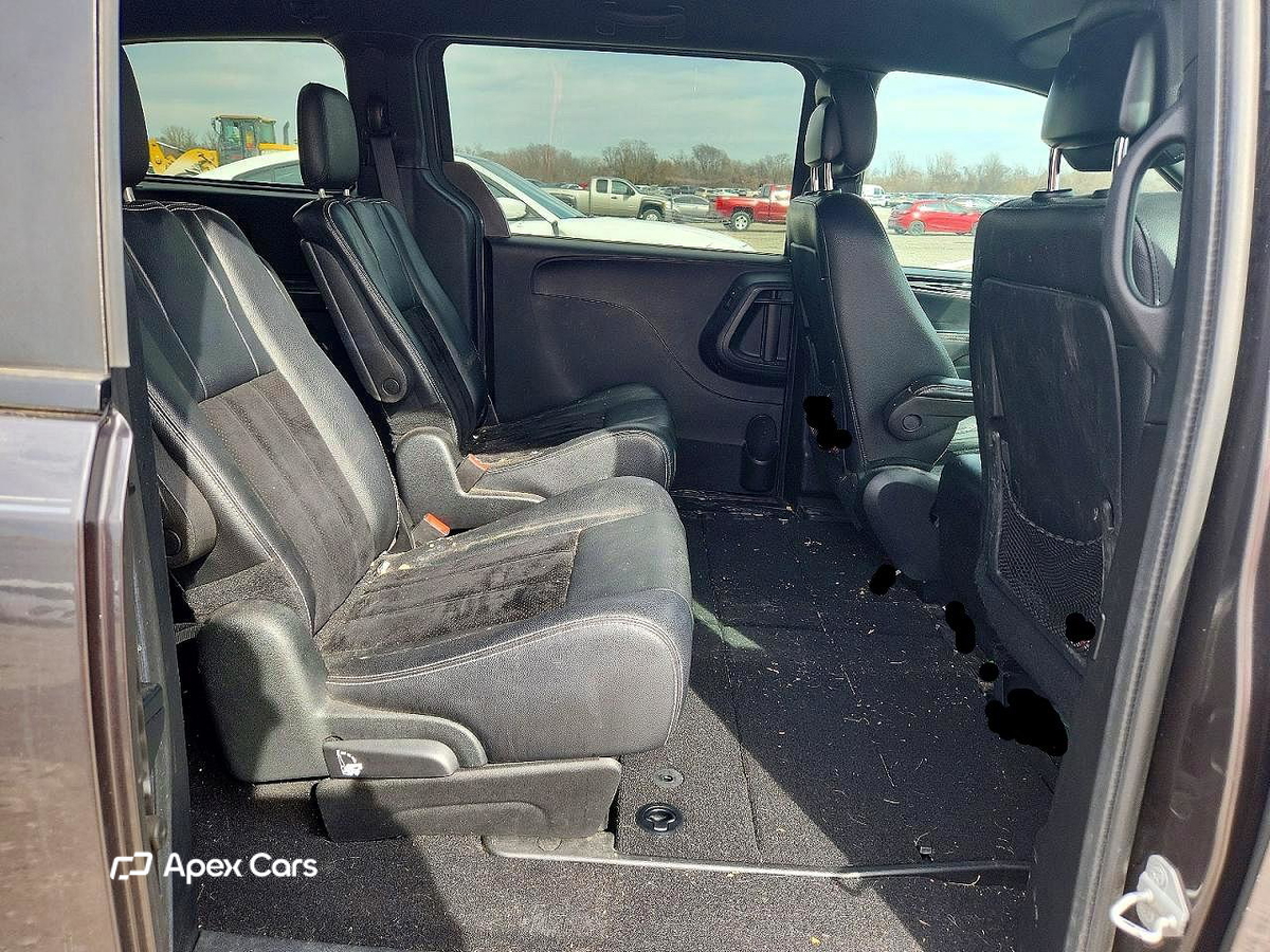 Dodge Caravan 2015