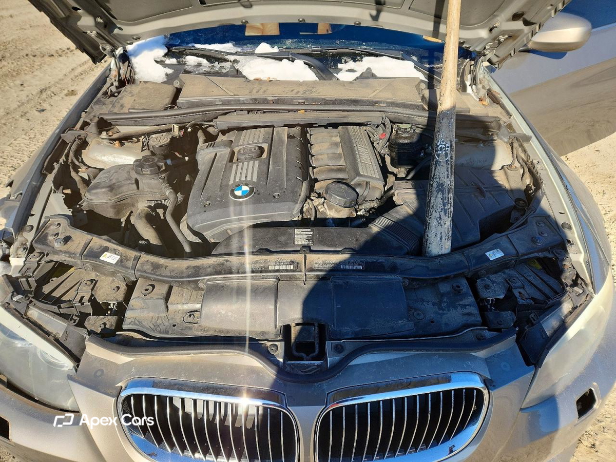 BMW Series 3 2011