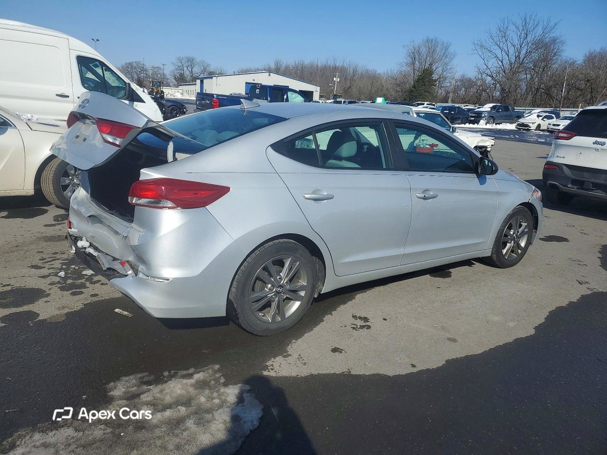 Hyundai Elantra 2017