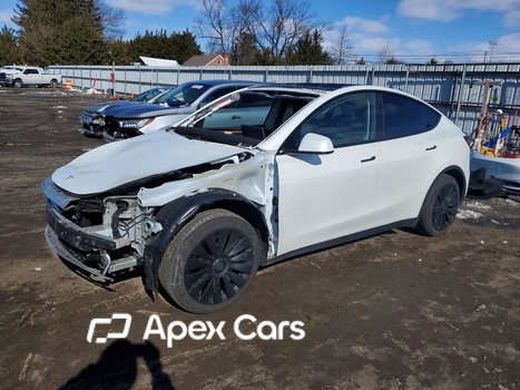 Tesla Model Y 2025 - Zdjęcie 1 z 14
