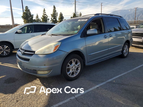 Toyota Sienna 2004 - Image 1 of 13