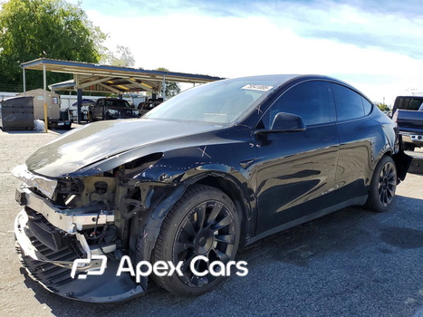 Tesla Model Y 2023 - Image 1 of 14