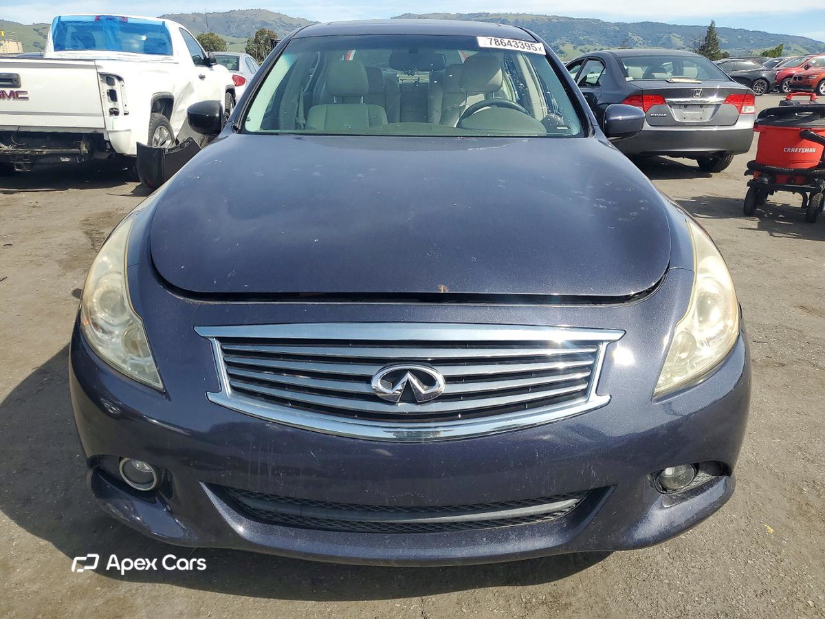 Infiniti G 2010