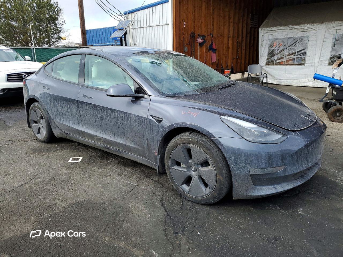 Tesla Model 3 2023