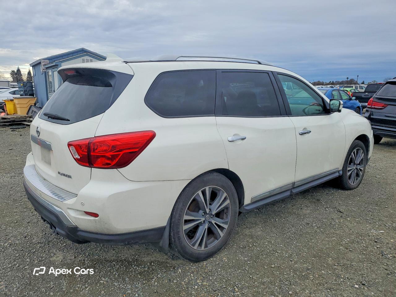 Nissan Pathfinder 2019