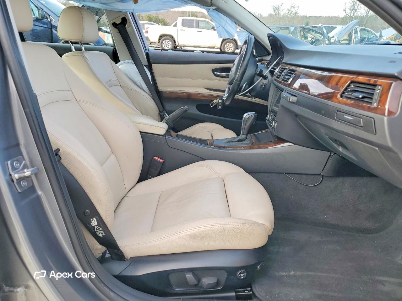 BMW Series 3 2011