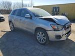 Mitsubishi Outlander 2015