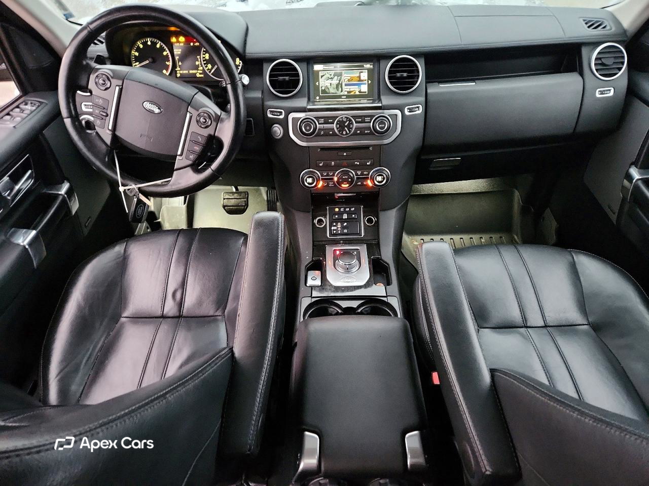 Land Rover LR4 2016