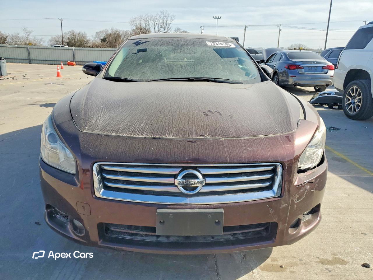 Nissan Maxima 2014