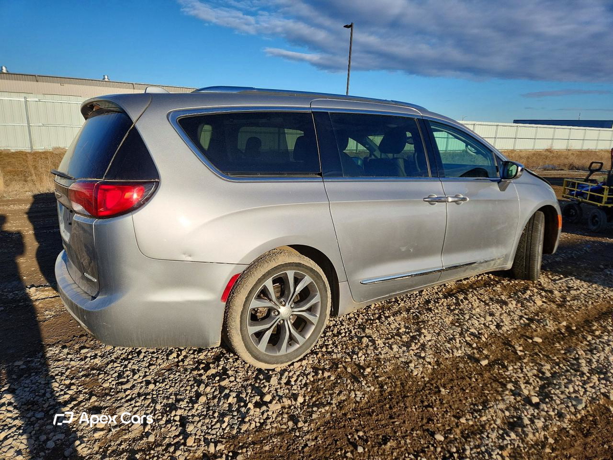 Chrysler Pacifica 2017