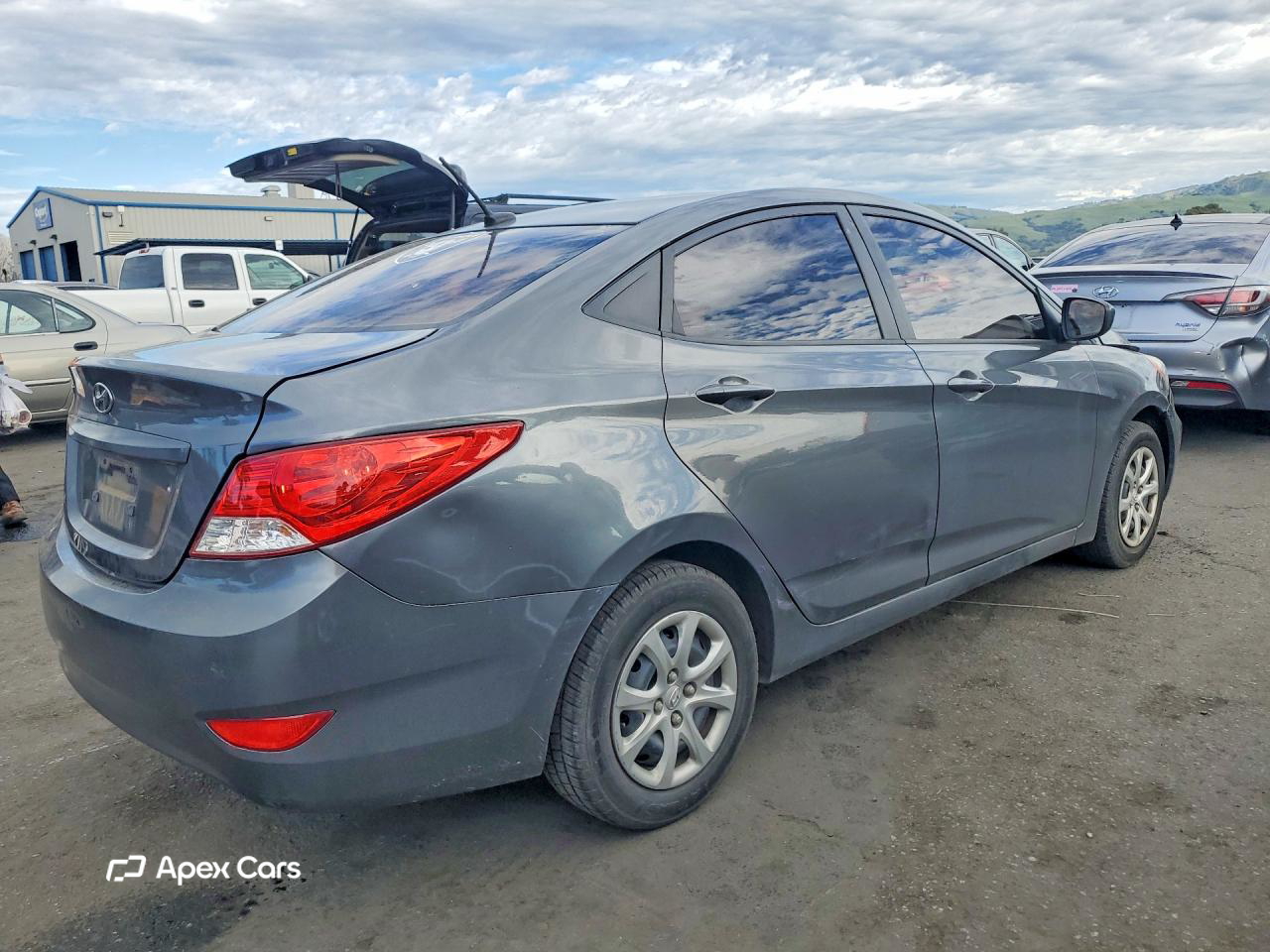 Hyundai Accent 2012